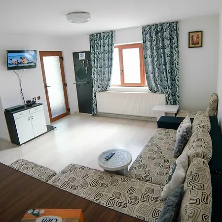 Casa Holtea Villa 2 Mai